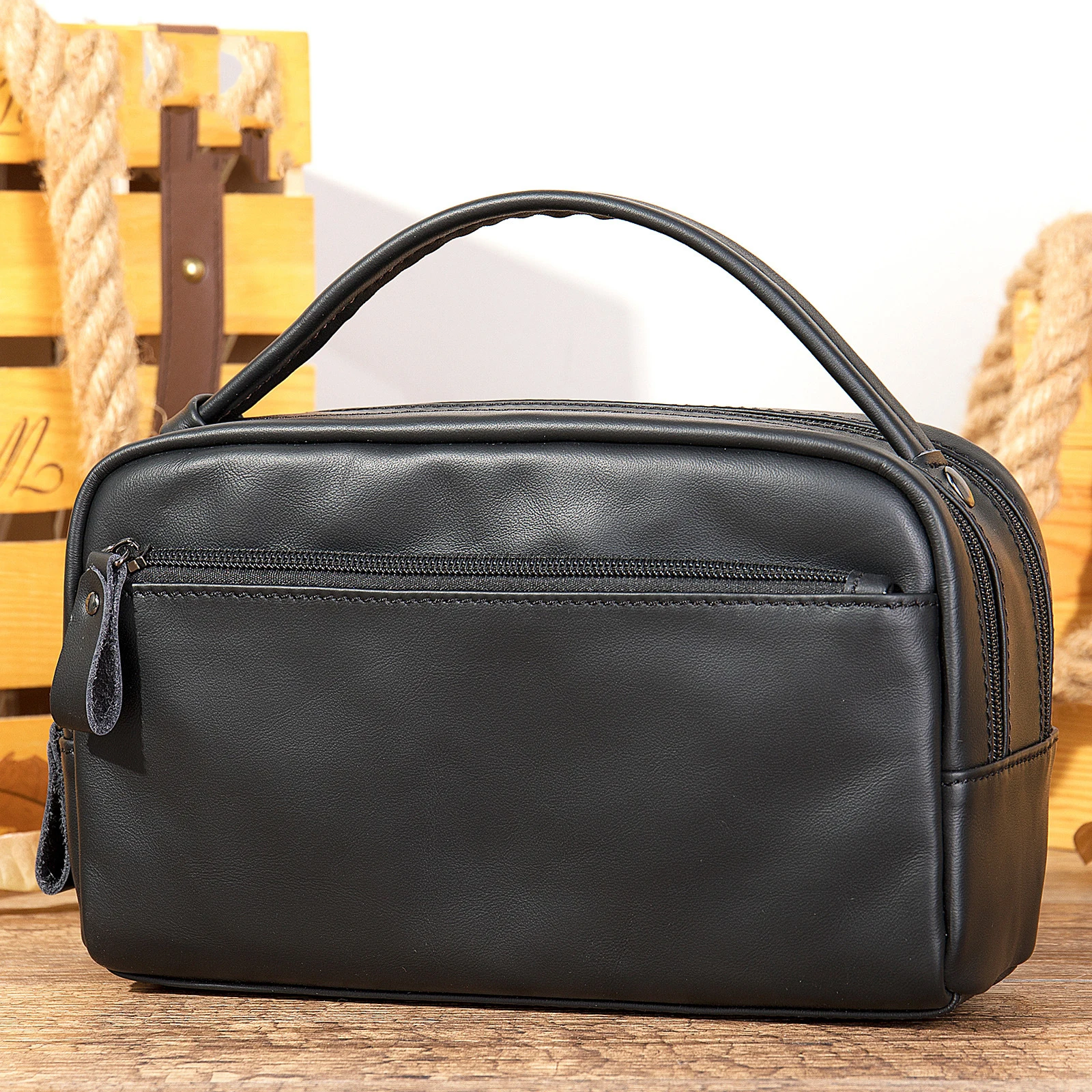 

Luxury Genuine Leather Travel Toiletry Bag Men's Business Trip Gods Fitness Bath Bag Storage Bag Wash Bag Messenger Bags Male