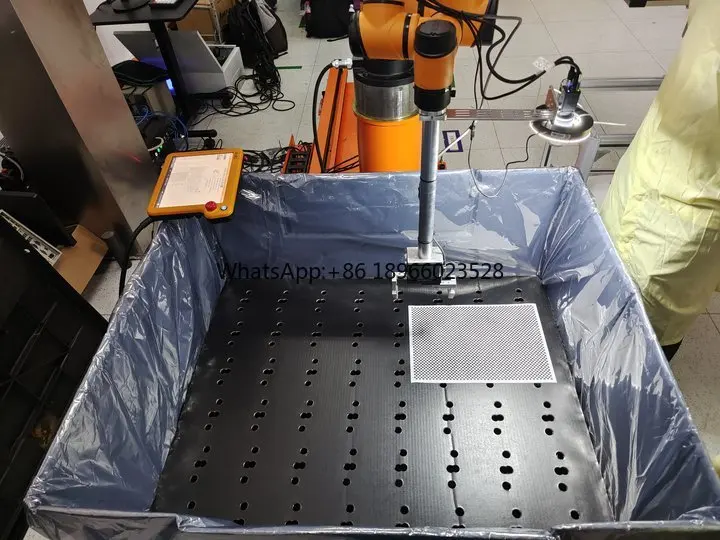 Picking Robot Arm Aubo I5 Cobot Robot With Robotic Gripper And CNGBS Linear Tracker For Assembly Pick and Place