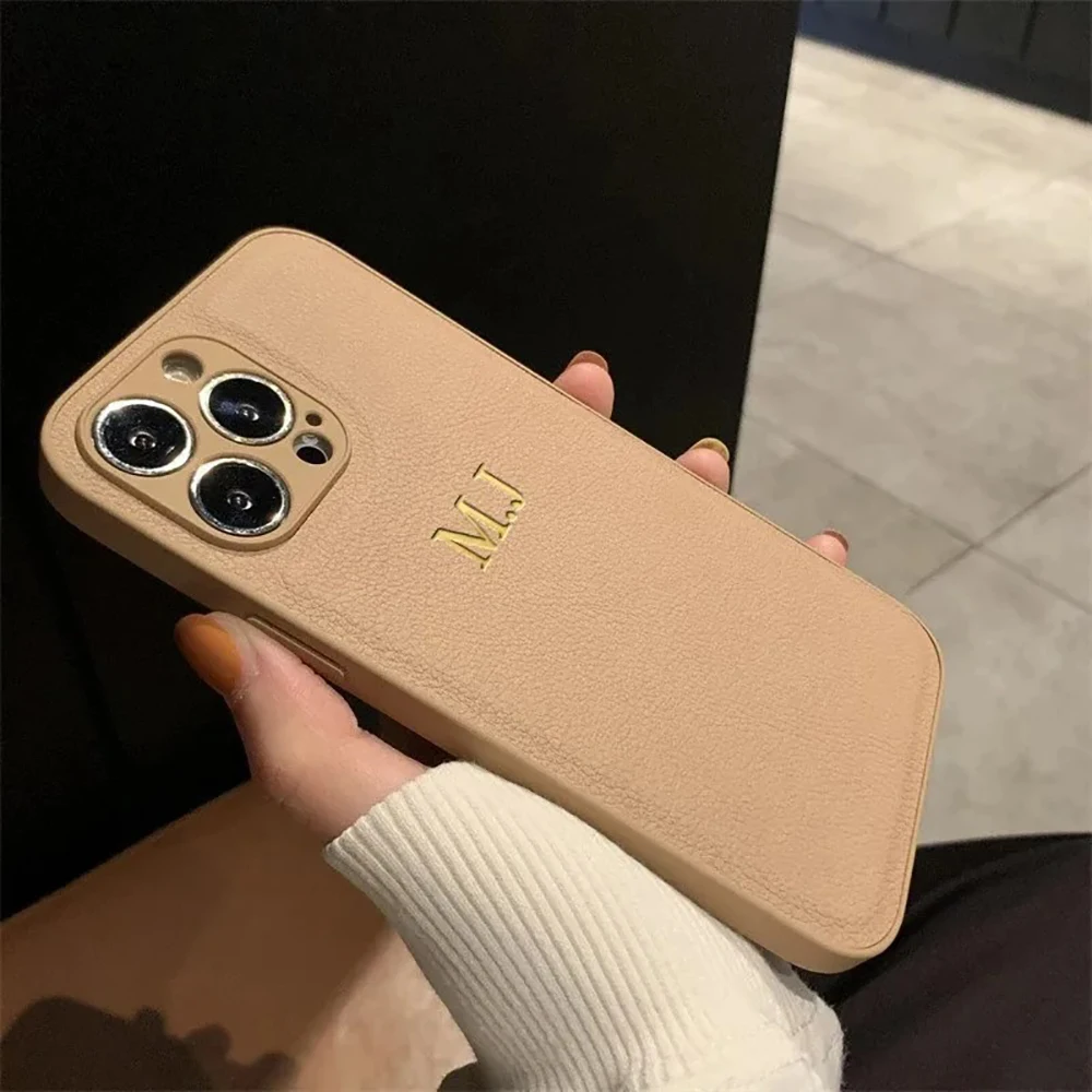 เคสแบบกำหนดเองอย่างหรูหราสำหรับ iPhone 16 15 14 13 12 11 PRO MAX เคสหนังตัวอักษรชื่อย่อ7 8 PLUS XR XS MAX