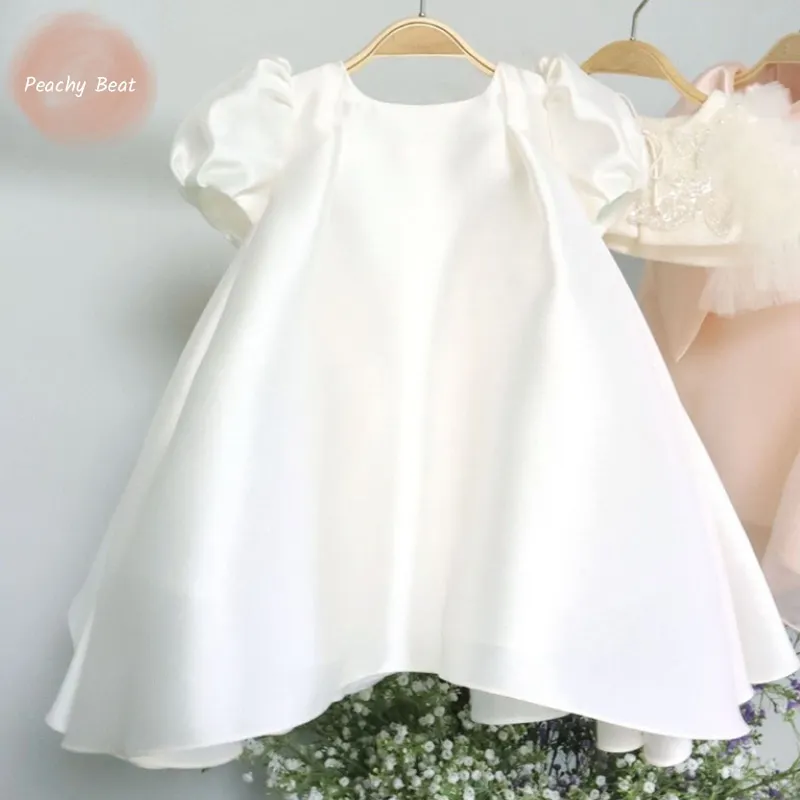 

Baby Girl Princess Bow Dress Puff Sleeve Infant Toddler Child Teen Elegant White Satin Vestido Party Birthday Baby Clothes 1-14Y