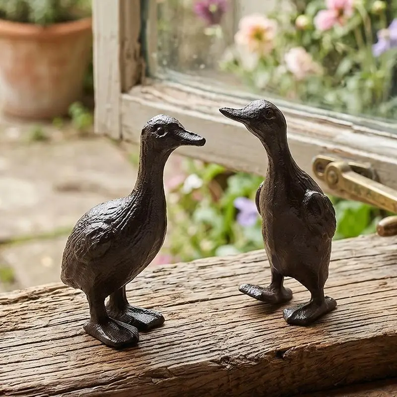 Duck Statue Desktop Ornament Cast Iron Duck Figurine for Party Supplies Bedroom Desktop