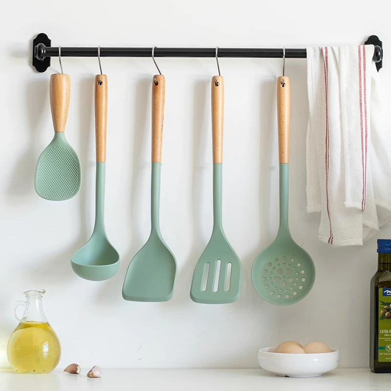 5Pcs Silicone Kitchen Utensils Set Wooden Handle Non-stick Spatula Cookware Set Fried Shovel Leaky Spoon Rice Spoon Kitchen Tool