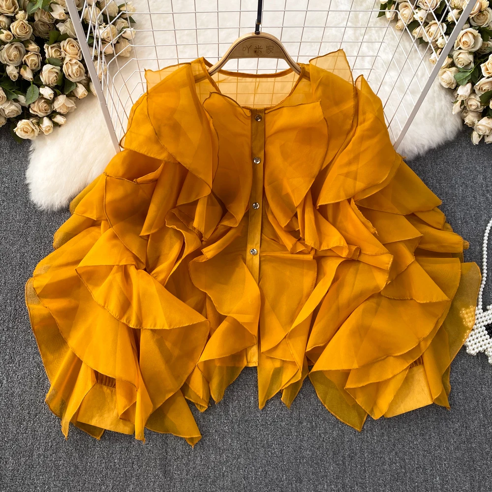 Deciduous yellow