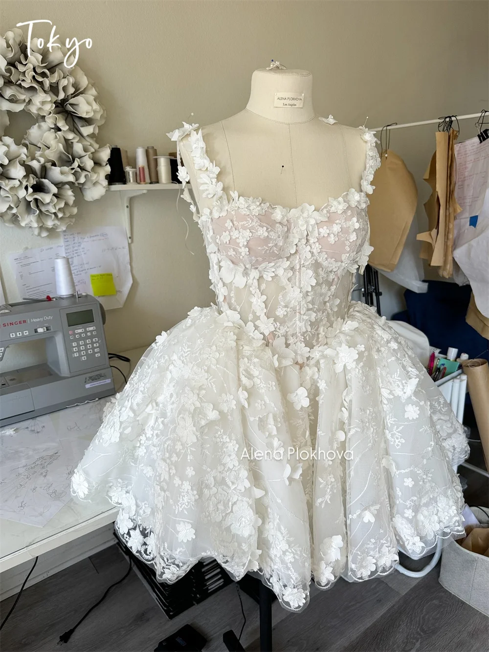 

Токио, белые свадебные платья с цветочным принтом на бретелях, элегантное свадебное платье без рукавов со шнуровкой сзади, 2025, сексуальное мини-свадебное платье