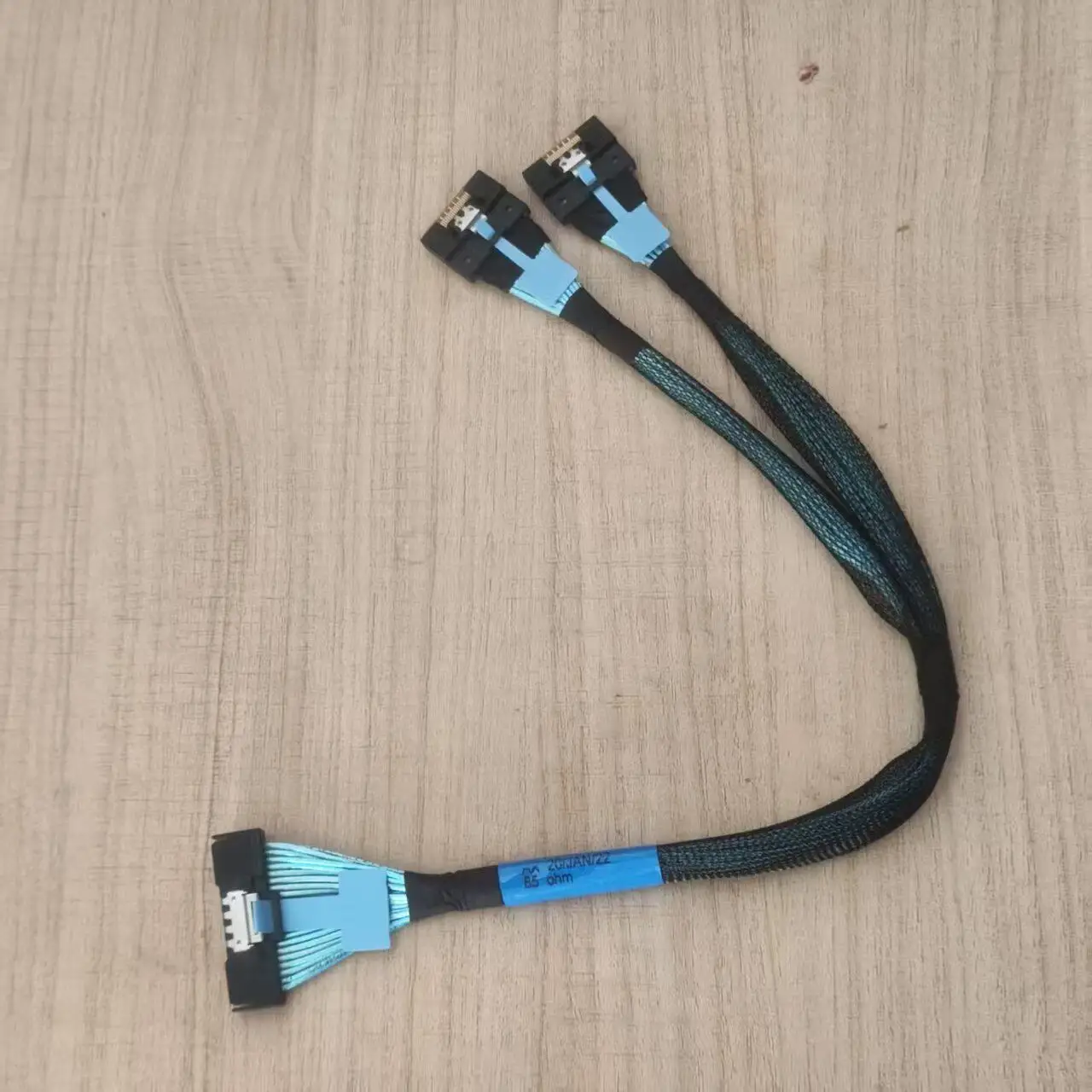 For MCIO 16X 124P to 1/2 SlimSAS SFF-8654 74P data cable 25CFZ-350820
