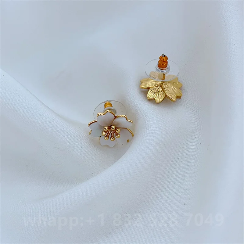 1:1 KS مجوهرات أقراط الذهب للنساء مجوهرات الأزياء 2025 مجوهرات الصيف #3