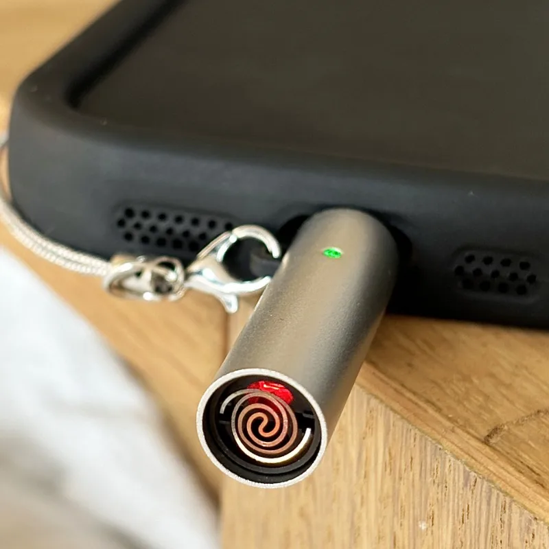 Mini Mobile Phone Cigarette Lighter Portable Outdoor Igniter Can Be Accessed on The Plane for Security Inspection Alloy Lighter