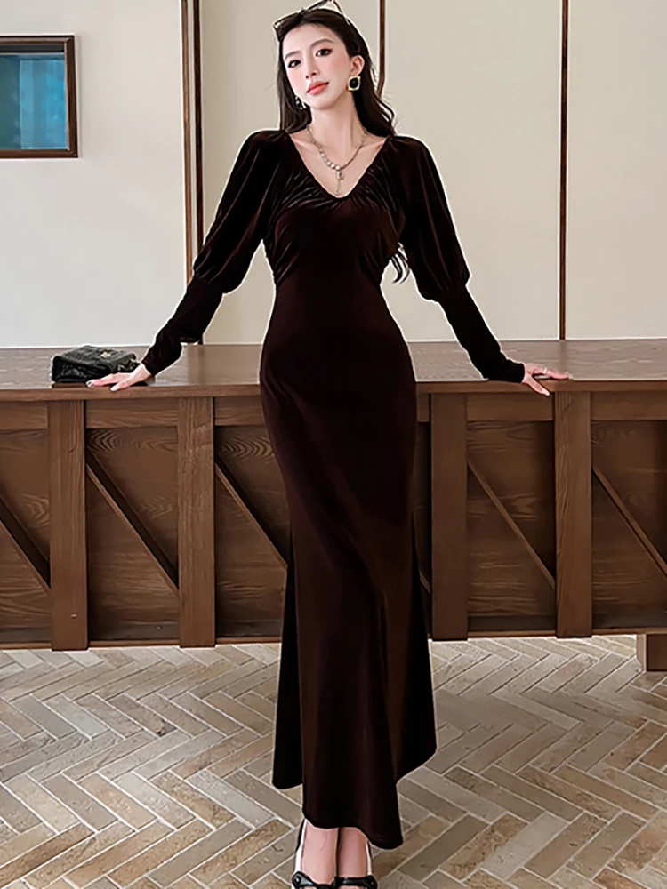 

Autumn Winter Solid Velvet Long Sleeve V-Neck Maxi Dress Women Elegant Luxury Dance Party Dress 2025 Korean Vintage Night Dress