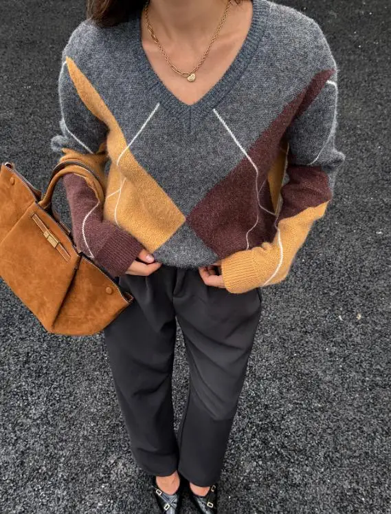 

Women's Clothing 2025 Autumn and Winter Casual Simple Color Blocked Woolen Long Sleeved Sweater Commuting Retro Elegant Sweater