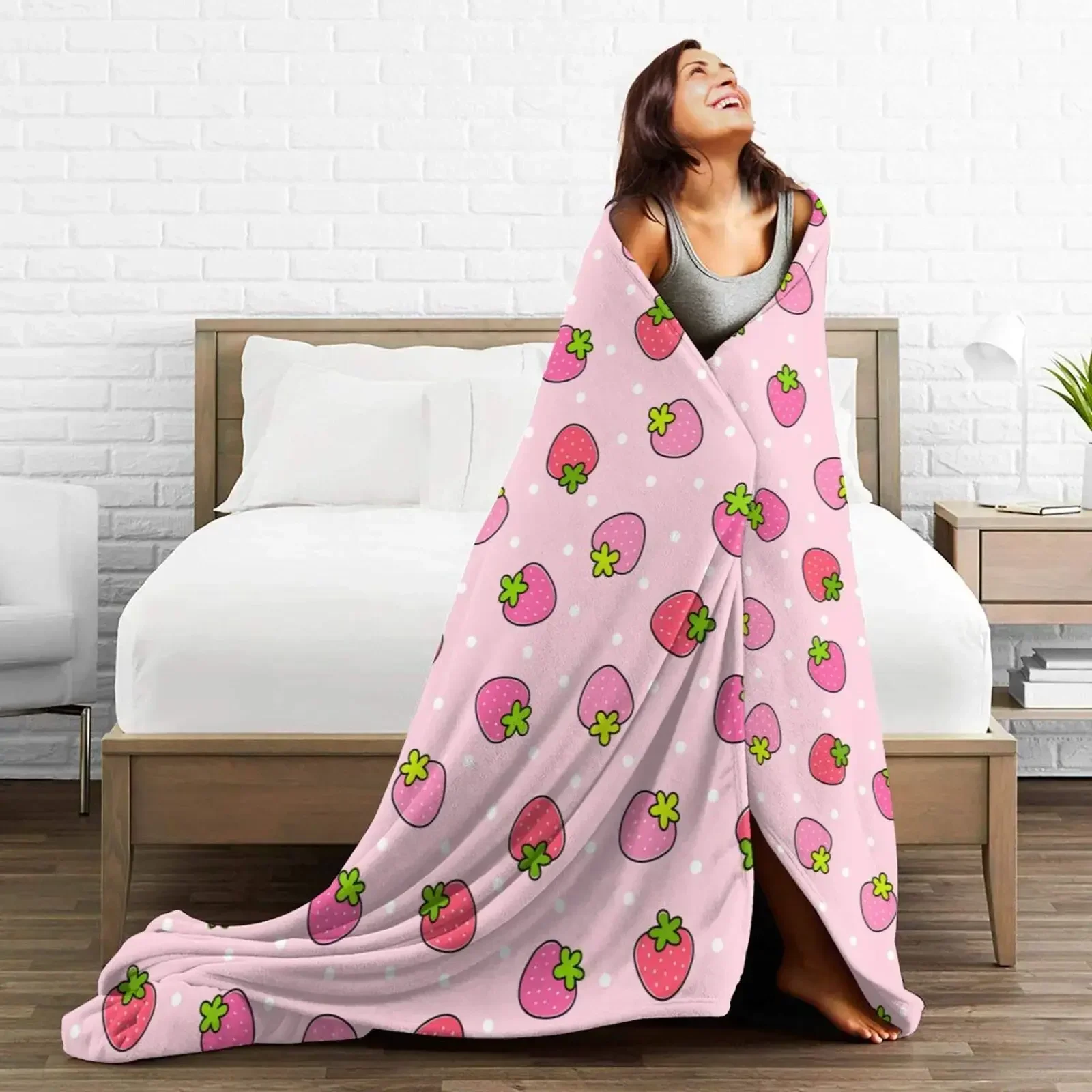 Pink Strawberry Fuzzy Flannel Blanket Throw, Super Soft Lightweight Blanket Throw for Couch Chair Sofa,Cozy Bed Blanket for Kids