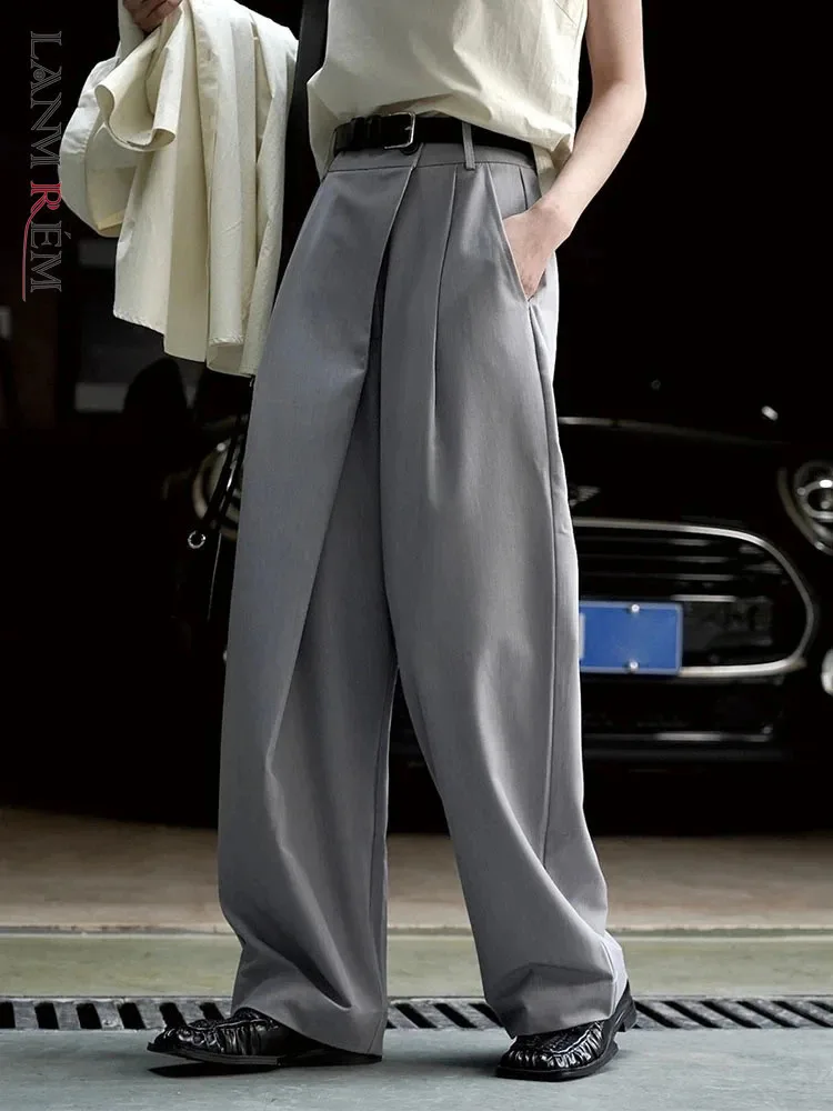 

[LANMREM] Minimalism Irregular Pleated Pants Women Solid Straight Wide Leg Pants Korean Style Clothing 2024 Autumn New 26D2368