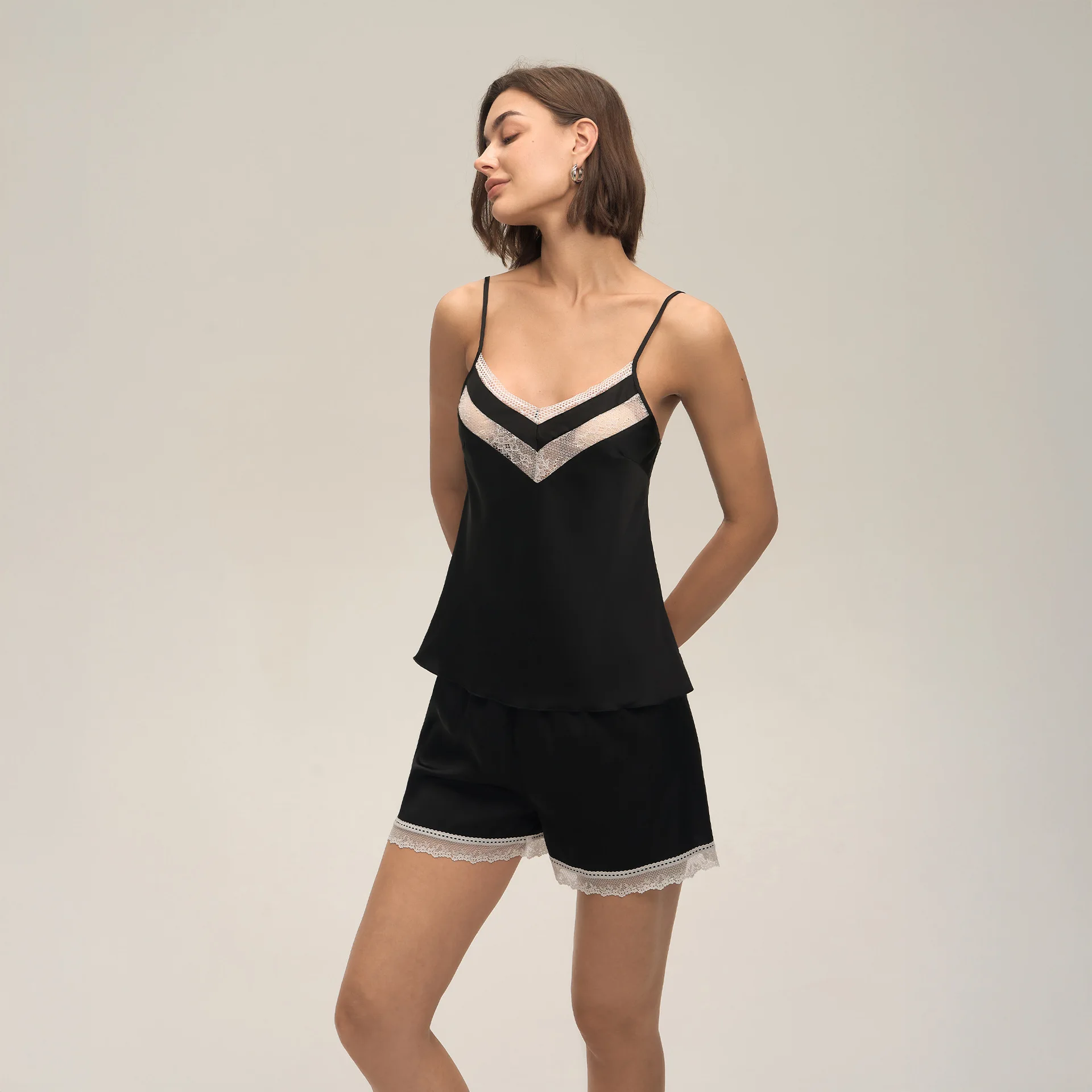 

Summer Female Suspender Pajamas Set Home Clothes Sexy Patchwork Cami Shorts Pijamas Suit Lingerie Silk Satin Loungewear Pyjama