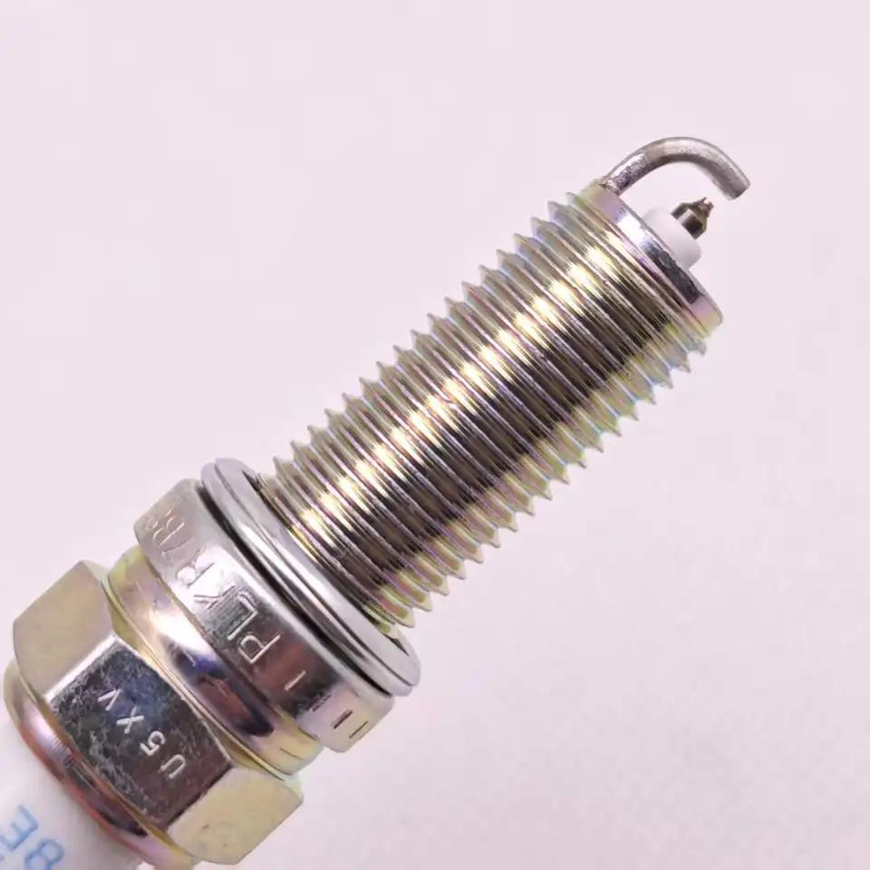 4 個のオリジナル NGK プラチナスパークプラグ PLKR7B8E 94716