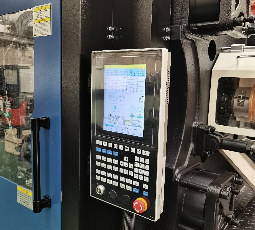 Horizontal Servo Injection Molding Machine for Large Plastic Product Molding Custom