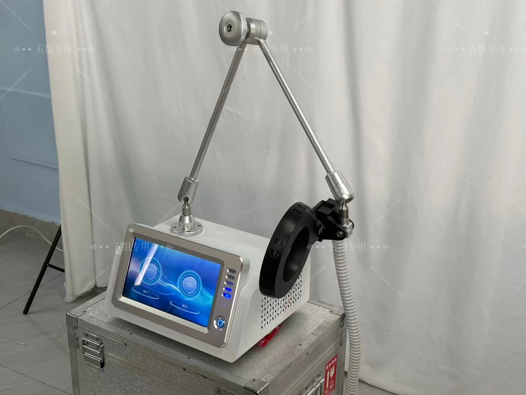 เครื่องนวดกายภาพบำบัดบรรเทาอาการปวดข้ออักเสบ บำบัดด้วยแม่เหล็กนอกร่างกาย