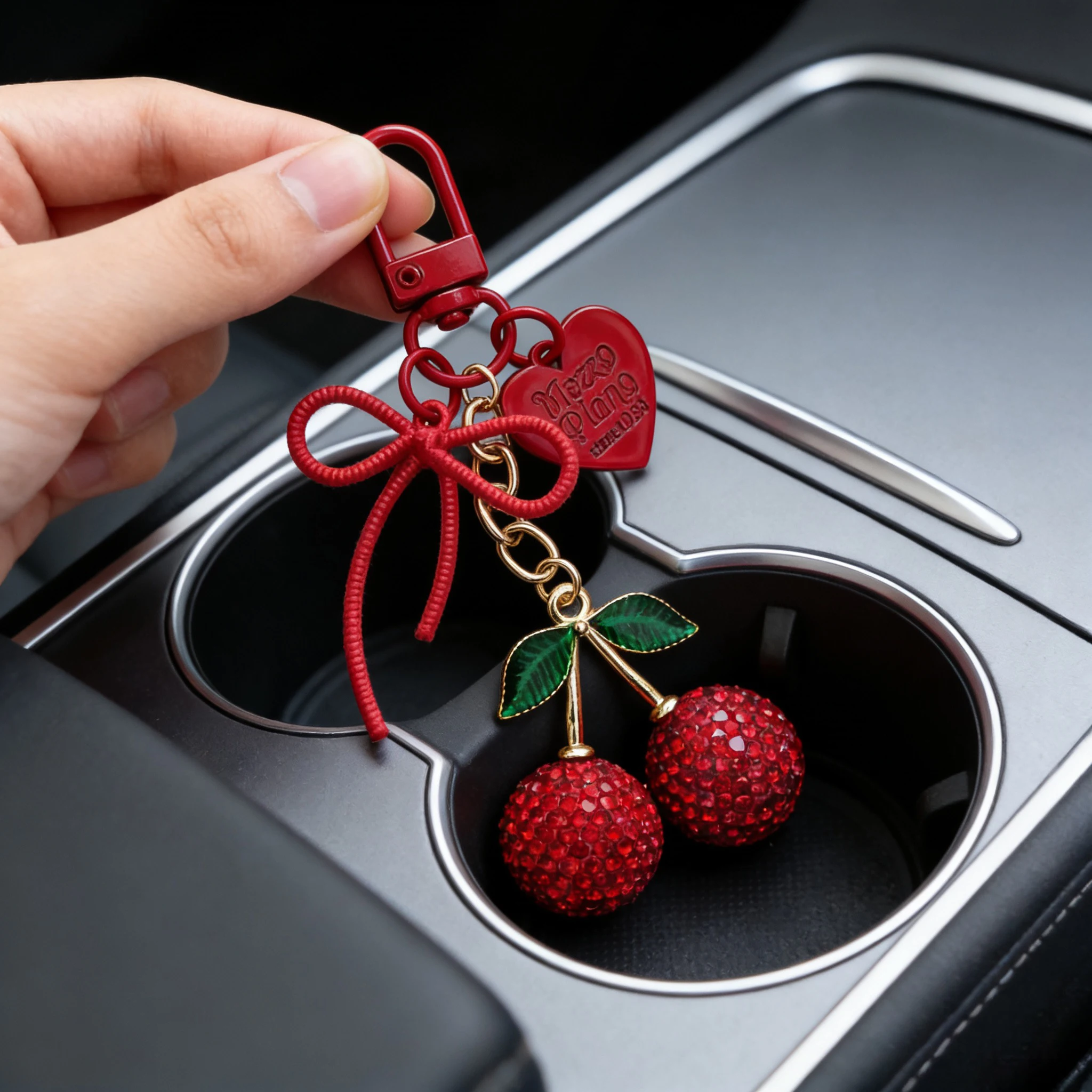 Niedlicher Frucht-Kirsch-Schlüsselanhänger Kreatives Herz Schmetterling Schleife Kirsch-Taschenaccessoire Modischer Auto-Schlüsselring Geschenk – Detail 5
