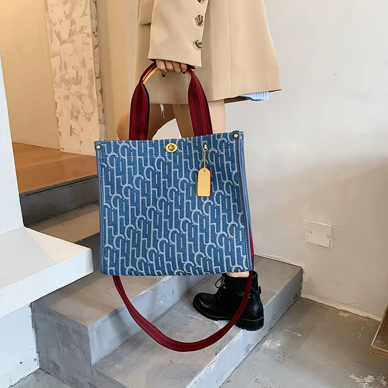 Sacola versátil de lona para mulheres, sacos crossbody de ombro, letras impressas, grande capacidade, bolsas femininas, armazenamento de viagem, novo