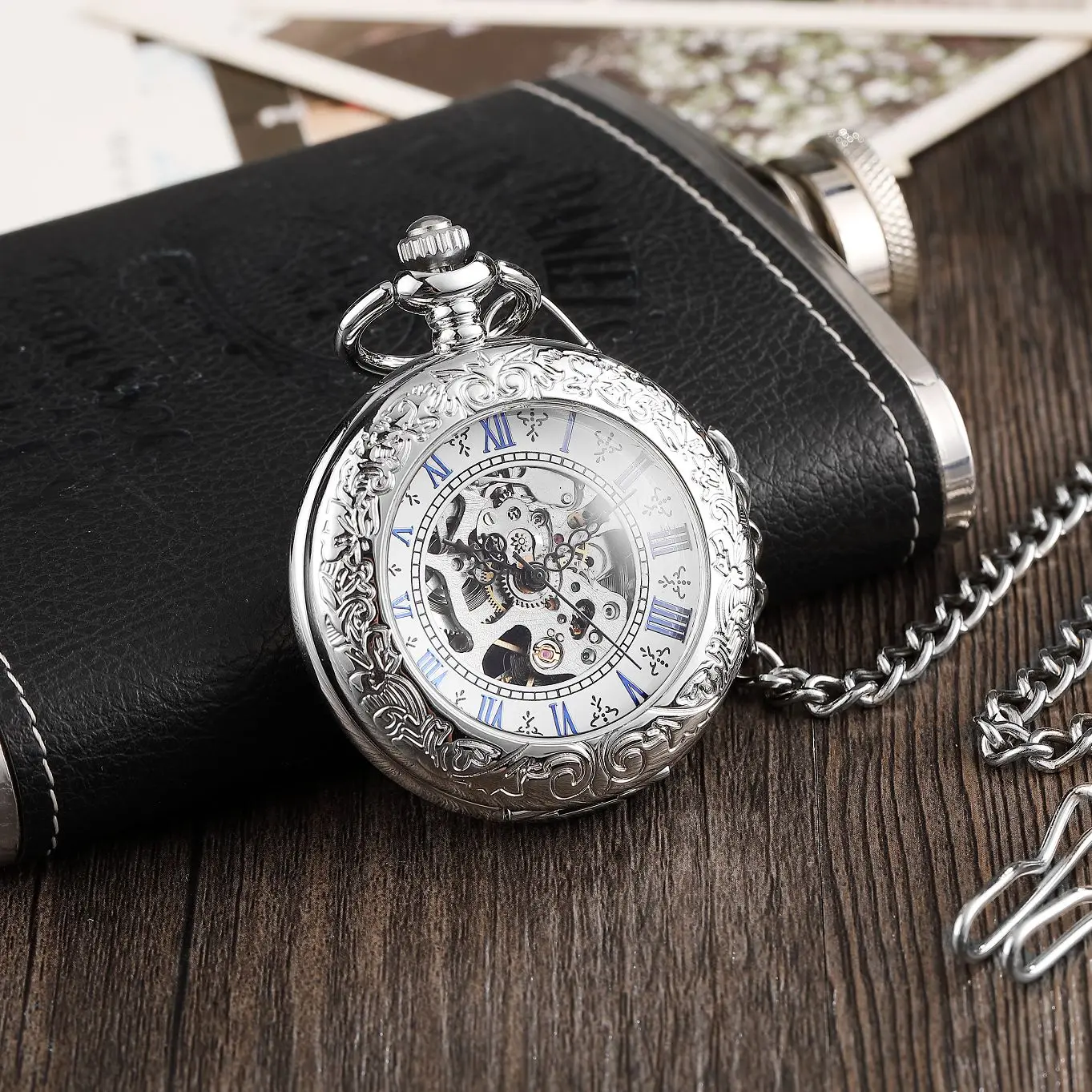 

Luxury Silver Roman Numerals Machinery Pocket Watch Chain Men Women Hollow Vintage Pendant Necklace Best Gifts for Men Women