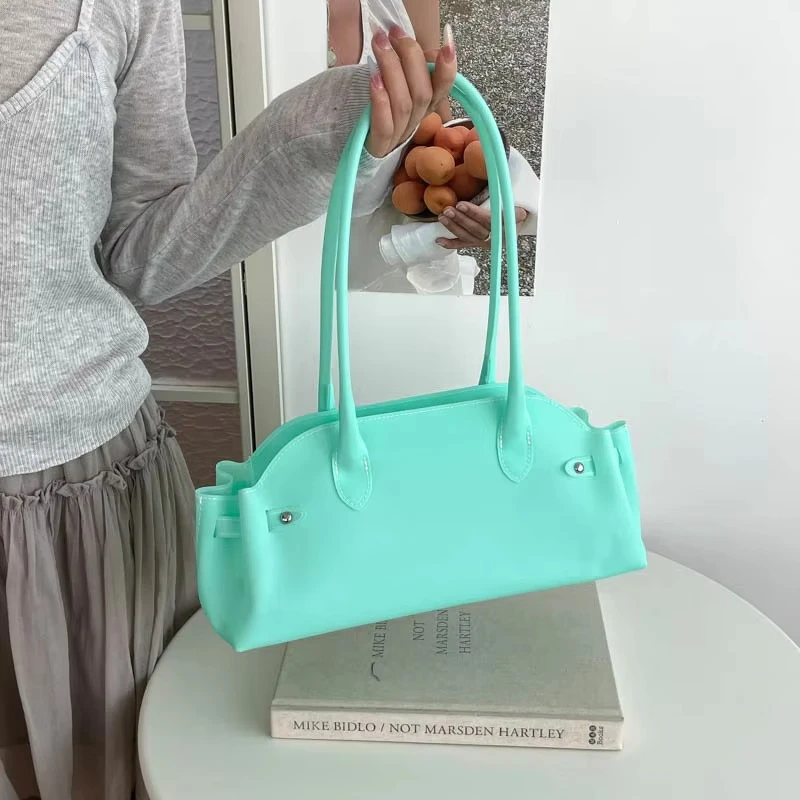 Y2K Minimalist Jelly Shoulder Bag for Women Solid Color PVC Underarm Handbag Bright Color Tote Bag Trendy Ladies Casual