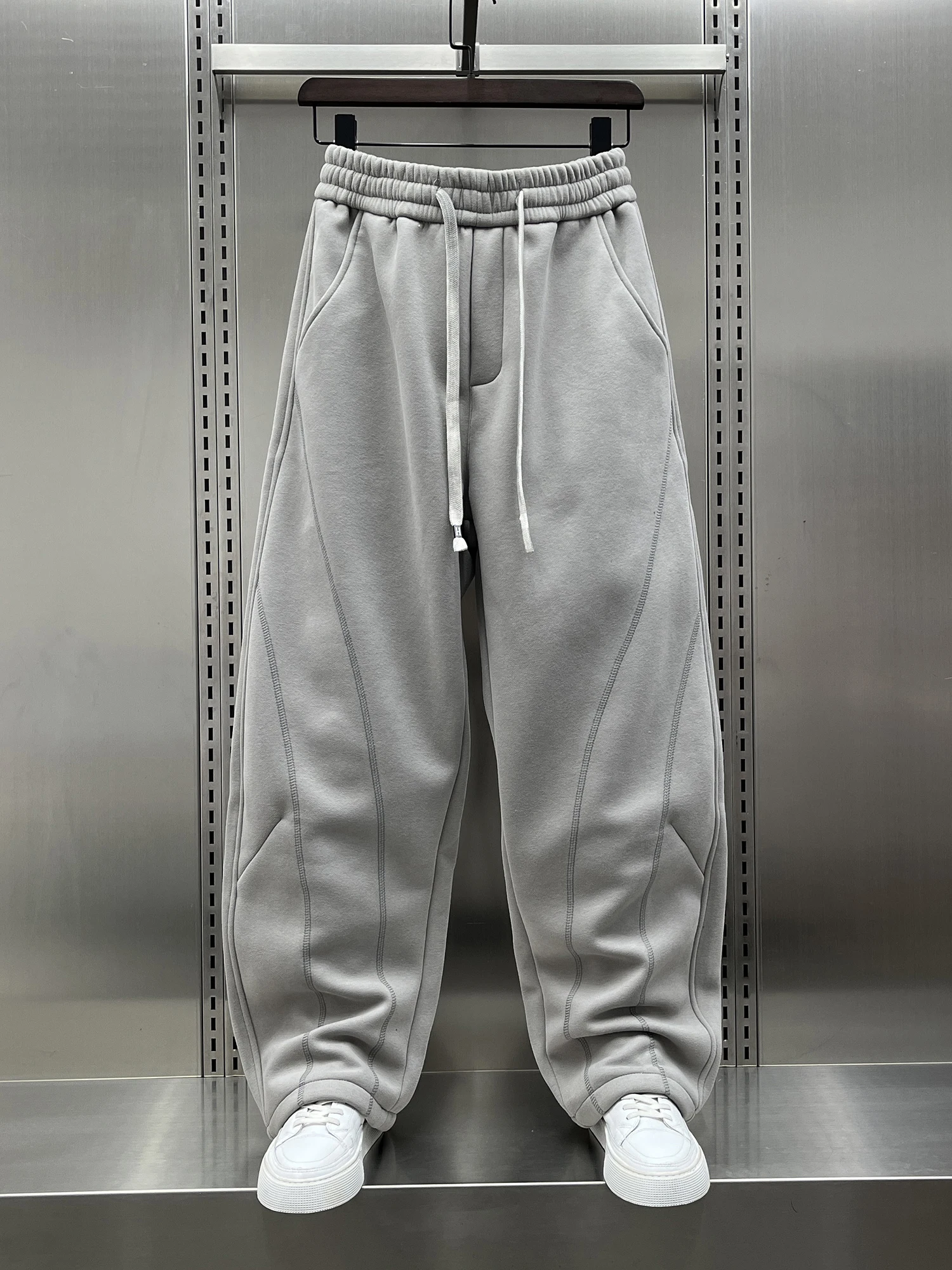 

Модные повседневные брюки на флисовой подкладке для мужчин, зимние, новый стиль, спортивные, свободного кроя, прямые штанины, с эластичным поясом, теплые, цветные