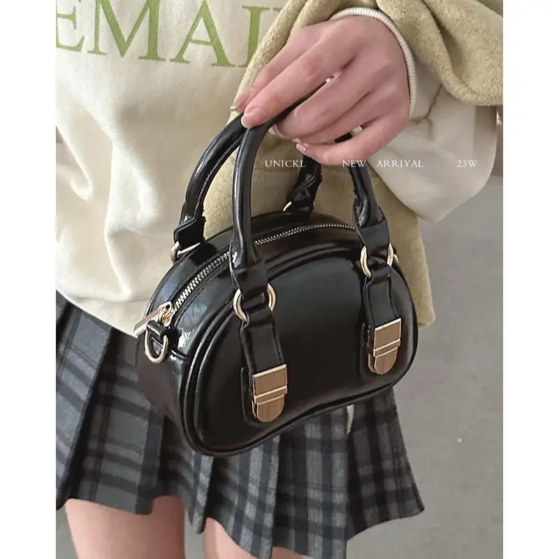 Bowling Bag Female New Style Vintage Shell Bag All-match Crossbody Bag Commuting Fashion New Wave