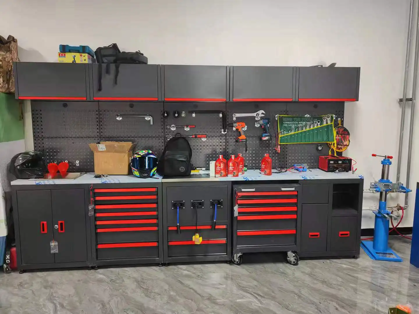 2024 Great Boss Multi-Functional Workshop Garage Workbench Customizable OEM Multi-Combination Mechanic Heavy Duty Workbench