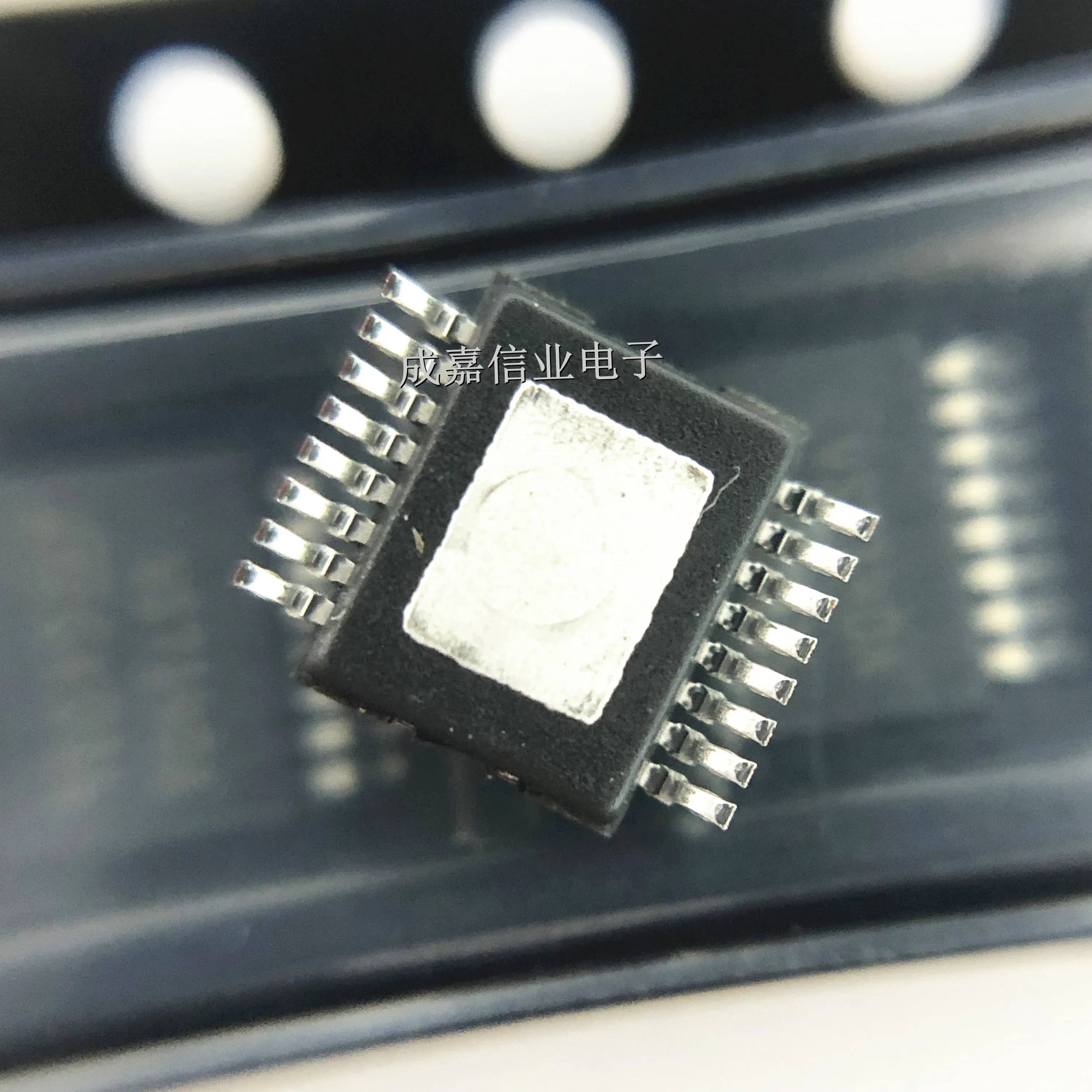 10pcs/Lot VN7140AJTR SSOP-16 MARKING;VS7140A Power Switch ICs - Power Distribution Operating Temperature:- 40 C-+ 150 C
