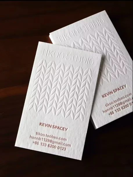 Customized special textured cardboard cards, silver foil embossed digital high-quality cotton paper business cards