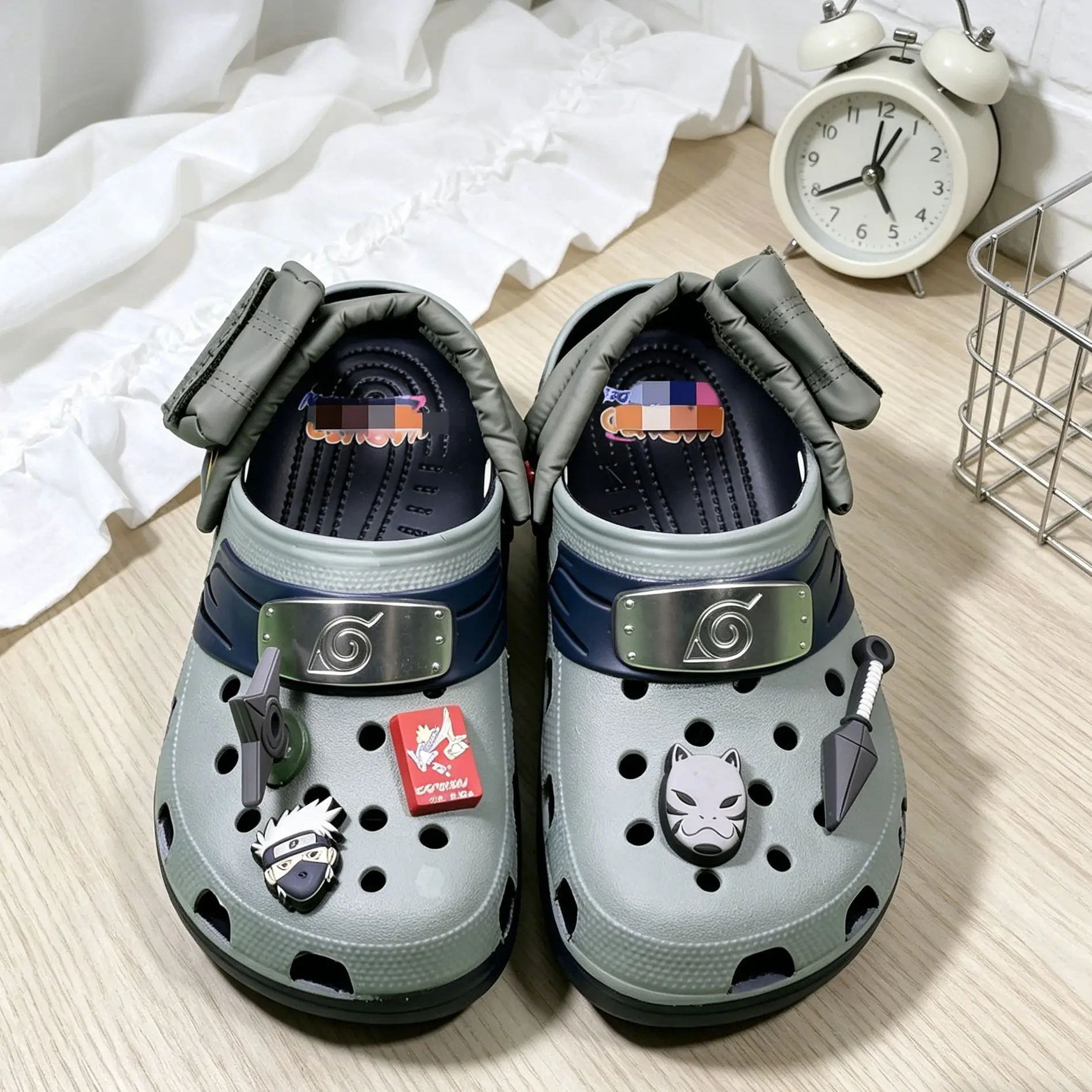 

Naruto Cave Shoes Akatsuki Home Comfortable Anti-Slip Daily Commute Sandals Leisure Outdoor Travel Beach Couple Slipper Gifts
