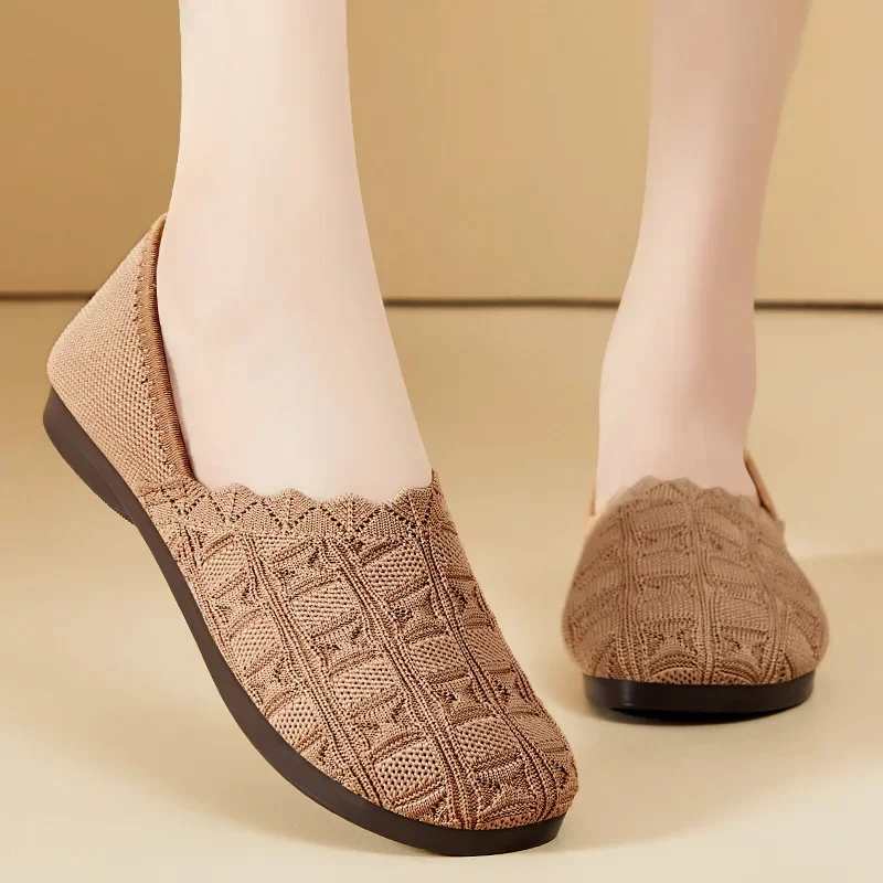 New mesh breathable sports shoes, breathable and lightweight, one foot flat casual shoes, Le Fu shoes, socks, orts shoes