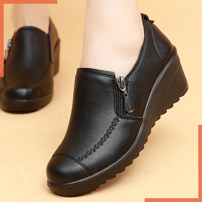 Spring Autumn Women's Loafers Fashion Women's Wedges Shoes Woman Genuine Leather Comfortable Casual Shoes Mother High Heels Shoe