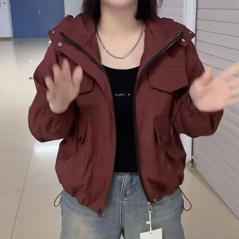 2025 Nuovo modello All'inizio della primavera Giacca sottile con cappuccio casual e versatile super bella per le donne
