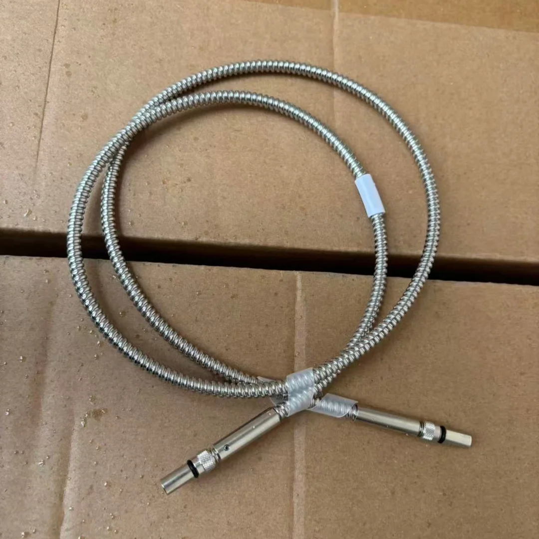 

SMA905 Quartz optical fiber jumper 800um 0.22NA 200-1100nm FC SC energy spectrum medical detection test coupling customized