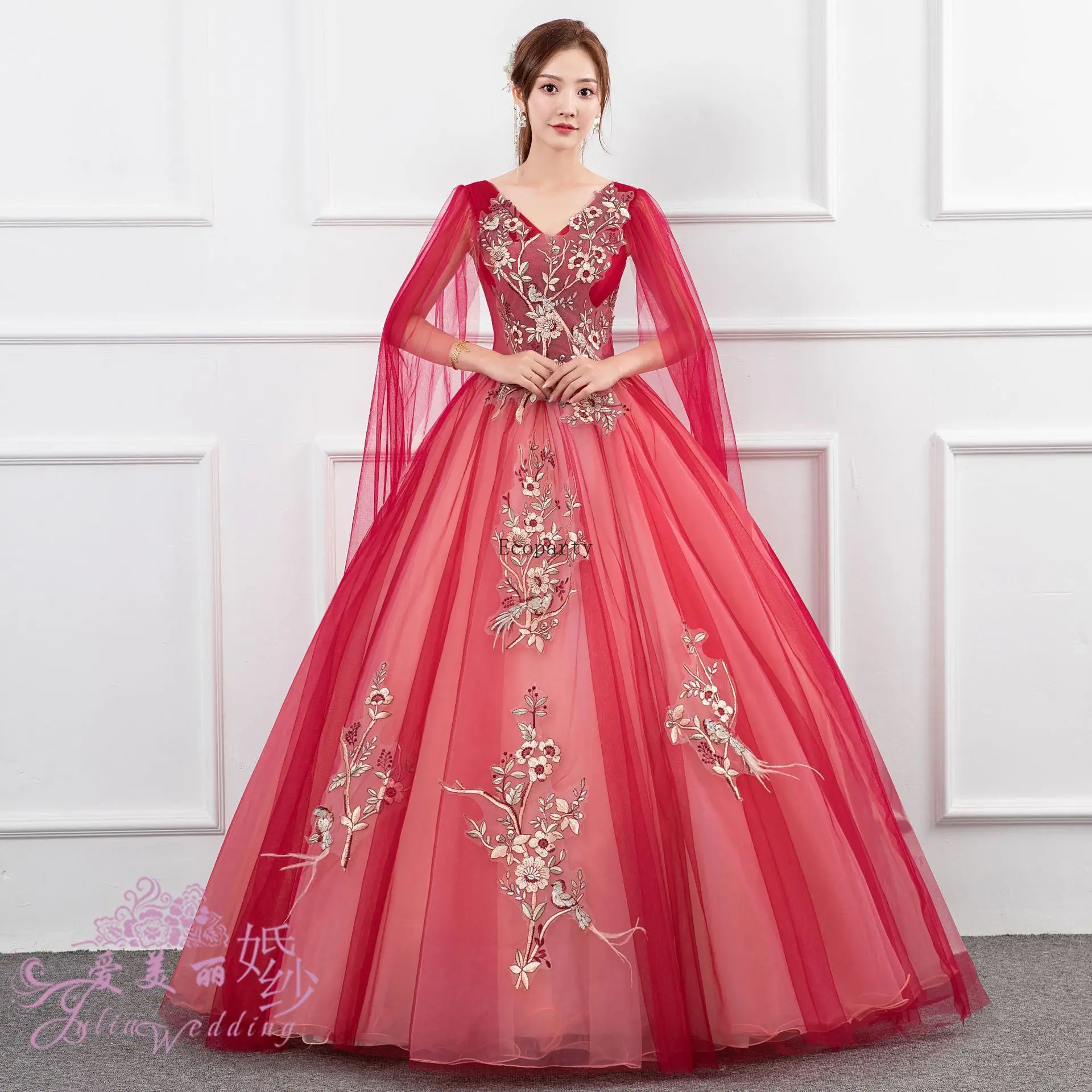 ชุดแต่งงานเย็บปักถักร้อยยาว Puffy ชุดโฮสต์ประสิทธิภาพสําเร็จการศึกษาชุดวันเกิดเจ้าสาวชุดเพื่อนเจ้าสาวชุดราตรี