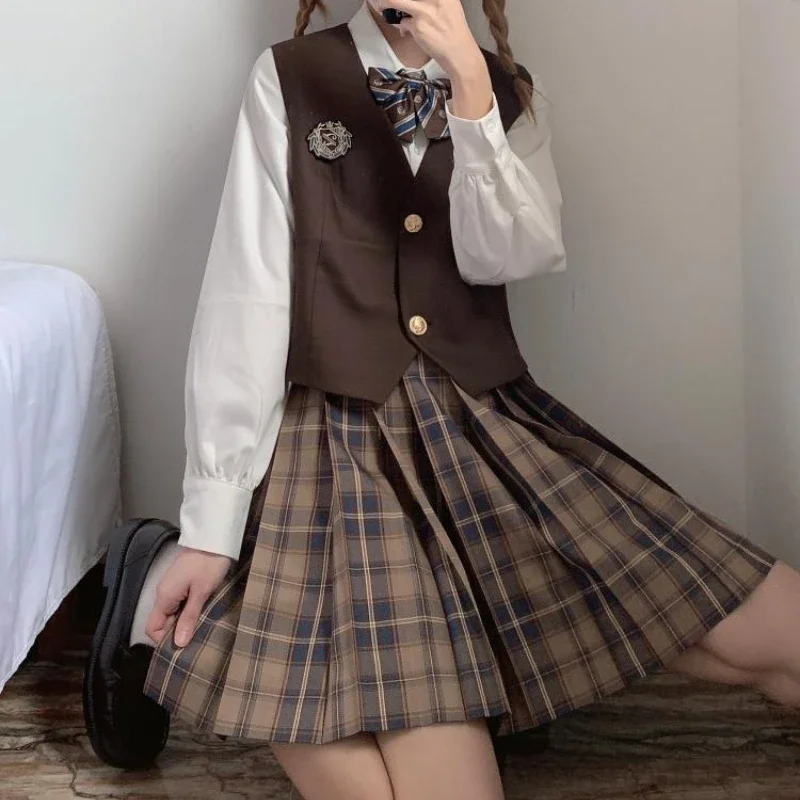 2024 New Japanese Jk Uniform Daily Summer Brown A Line Slim and Thin Fashion Versatile Comfortable Plaid Pleated Skirt For Girls