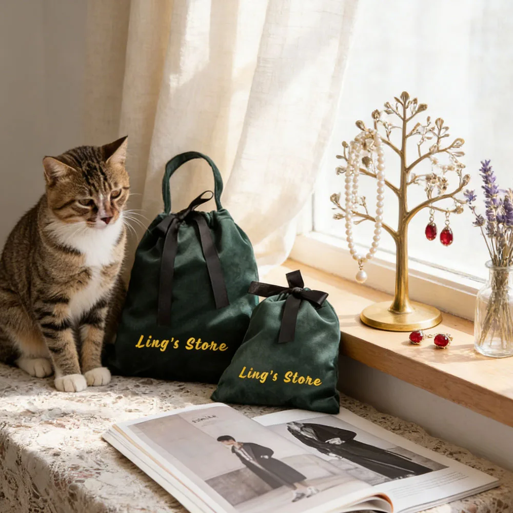 

50Pcs Custom Logo Velvet Jewelry Organizer Bag Glasses Gift Travel Cosmetic Drawstring Pouches Display Packaging Wedding Favors