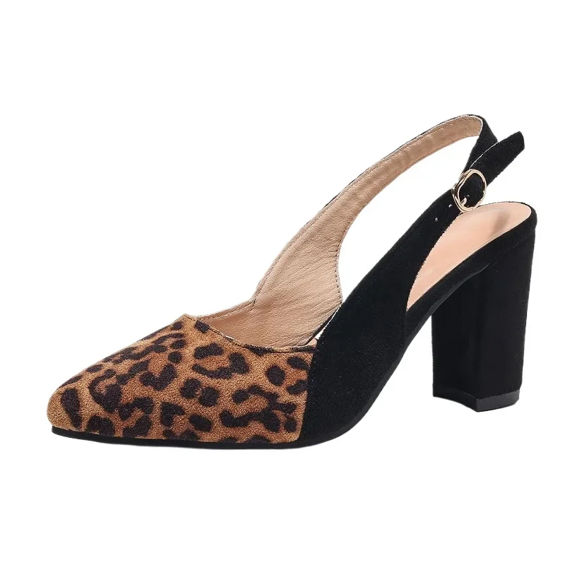 Sandálias femininas de fundo plano estilingue 2024 leopardo apontou final mulher mules verão moda animal impressão sapatos de praia de salto baixo