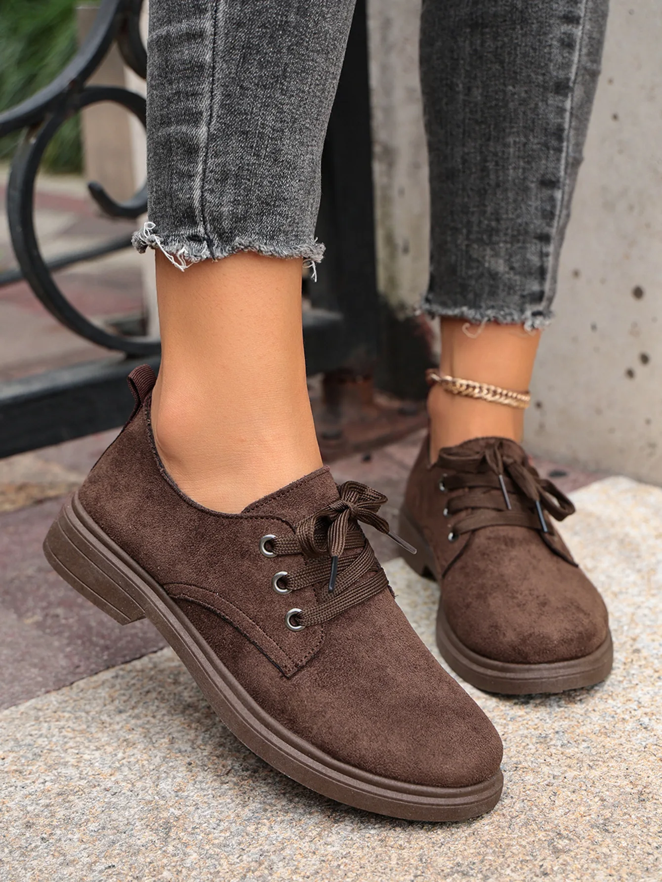 Damen Vintage Wildleder Schnürschuhe mit Niedrigem Blockabsatz Rutschfeste Sohle Lässige Tägliche Gehmode Knöchelhohe Stiefel – Detail 12