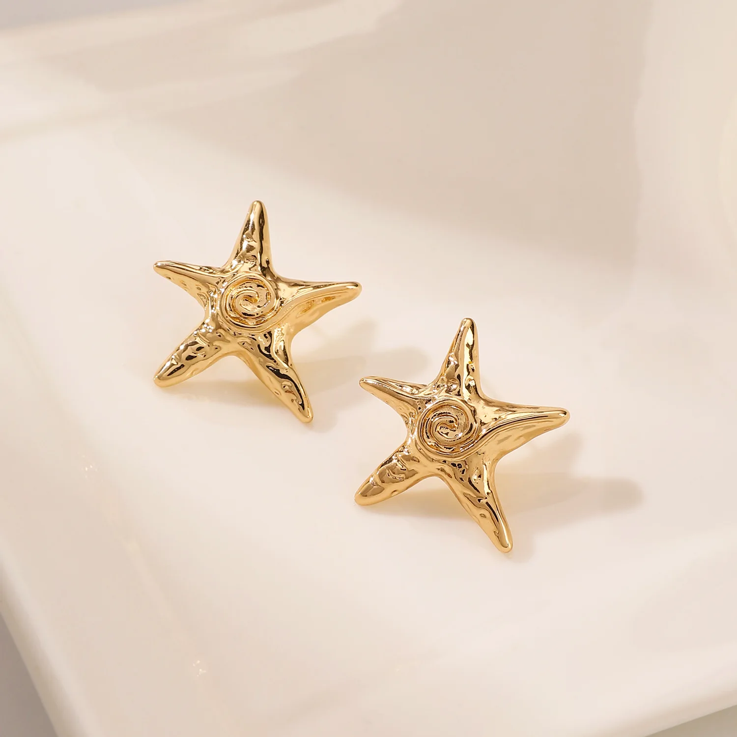 Gold Color Alloy Irregular Starfish Pendant Necklace Earrings Finger Rings for Women Fashion Gifts Cool Personality Jewelry Set