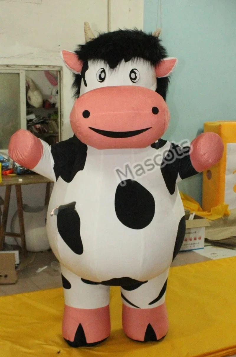 

Cute Cow Inflatable Costume Mascot Suit Walkable Animal Character Fancy Dress for Stage Wear Carnival No Battery