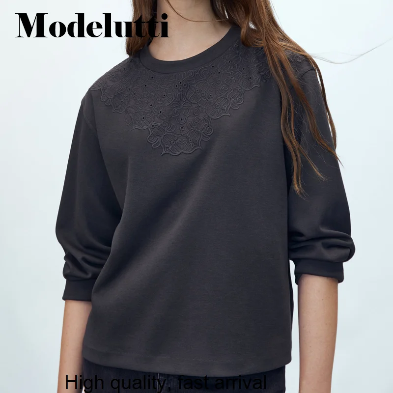 

Spring 2023 New Autumn Fashion Long Sleeve Round Neck Embroidery Women Pullovers Solid Color Simple Casual Top Female