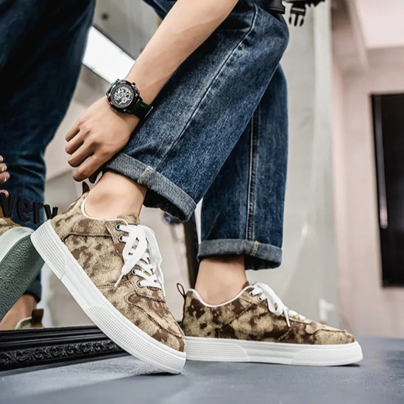 Zapatos de lona Vintage para jóvenes para hombres, zapatos de tablero transpirables de diseñador de verano, zapatos planos informales, zapatillas de deporte de tendencia coreana para hombre, Masculino