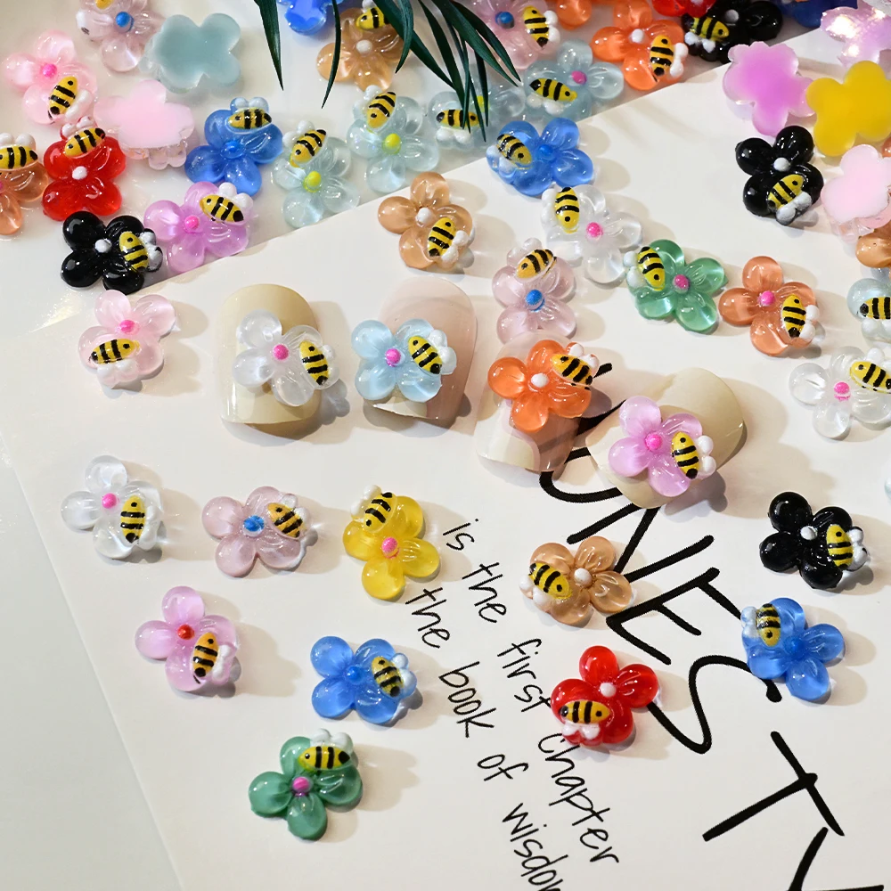 50/100/200 個混合ミニミツバチの花ネイルラインストーン 3D かわいい漫画樹脂蜂花ネイルチャーム DIY 工芸品スクラップブックデコ