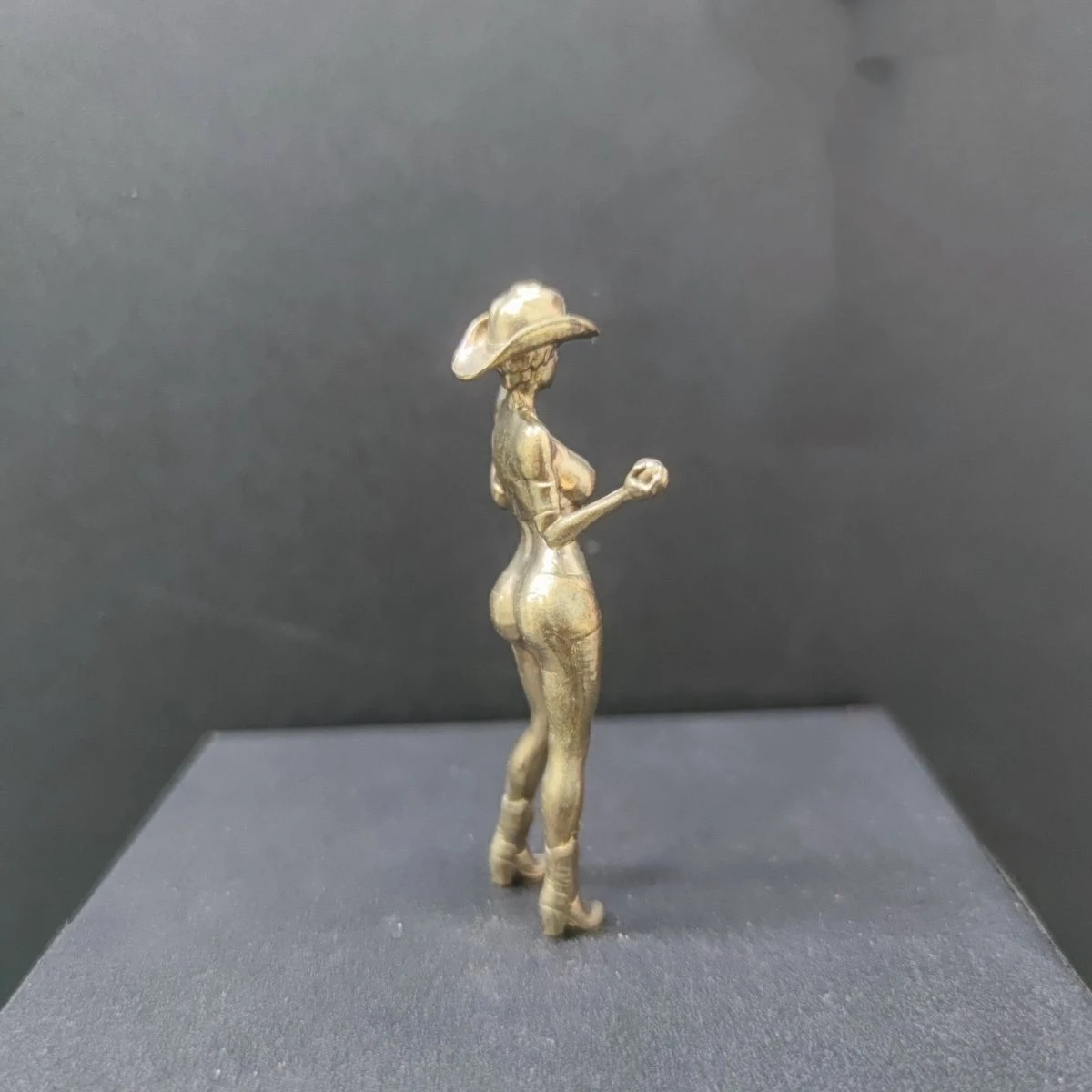 Copper Western Cowgirl Billiard Decorative Miniature Figurine - Handmade Elegant Home Desk Ornament, Collectible Tabletop Decor