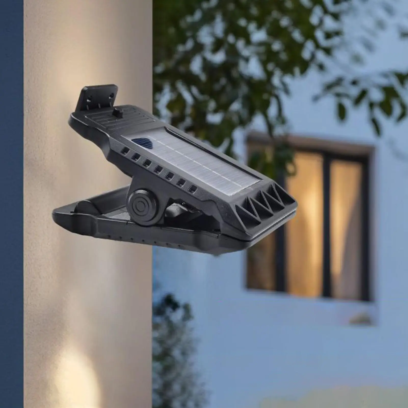 

Солнечные фонари с зажимом для забора, датчик движения, портативное освещение для выживания, портативное светодиодное освещение для забора, ворот, сада, гаража, кемпинга