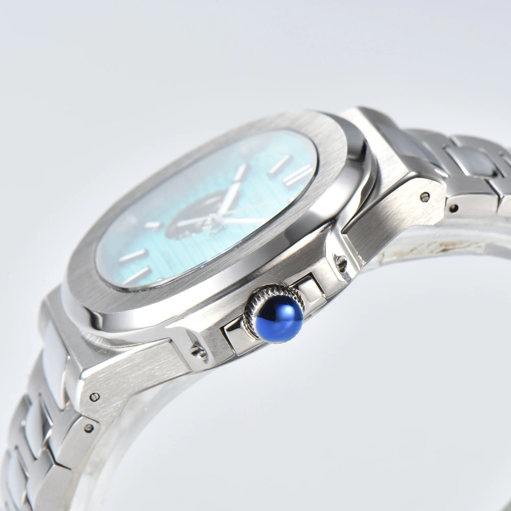 カスタマイズされた時計 43 ミリメートル NH38a メンズ腕時計機械式中空時計 316L ステンレス鋼サファイアガラスシェル防水時計 10ATM