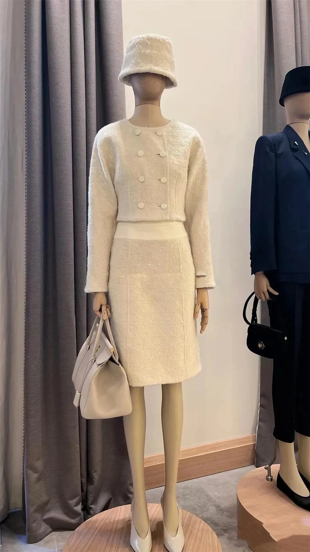 

Women's Autumn Skirt Suit Double Breasted Wool Short Jacket+High waist Half Skirt 2-piece set