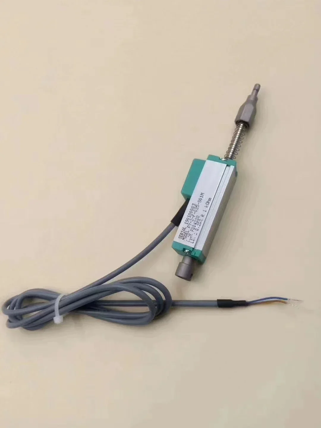 Sensor de deslocamento automático/régua eletrônica PY2-C-100-S01M