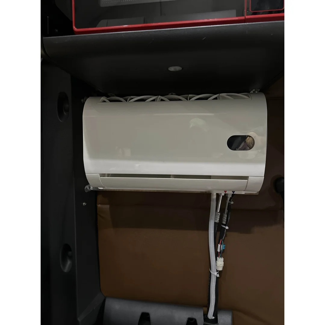 New Factory Price Split Parking Air Conditioners Inverter 12V Electric Car AC Auto for Truck RV Marine Boat 2200-7500BTU Twin