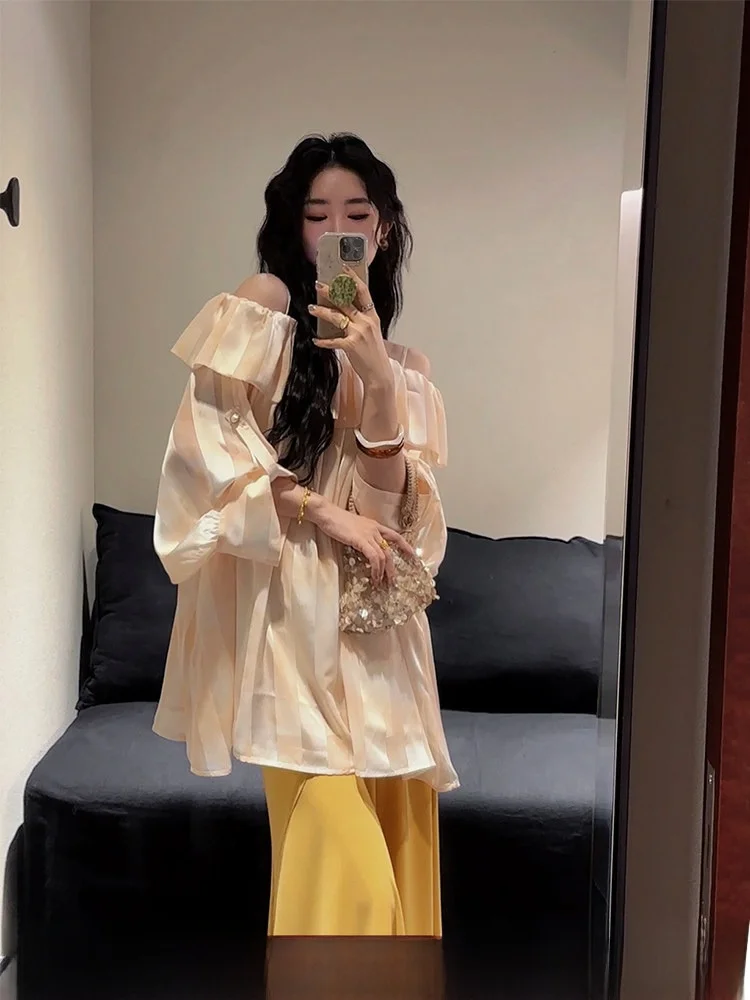 

Новинка 2024: Элегантный атласный топ на одно плечо в китайском стиле, свободного кроя, с коротким рукавом, однотонный, из полиэстера.